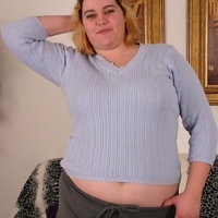 Cute fat girl Drew unleashes her dirty side by stripping off her clothes for the camera